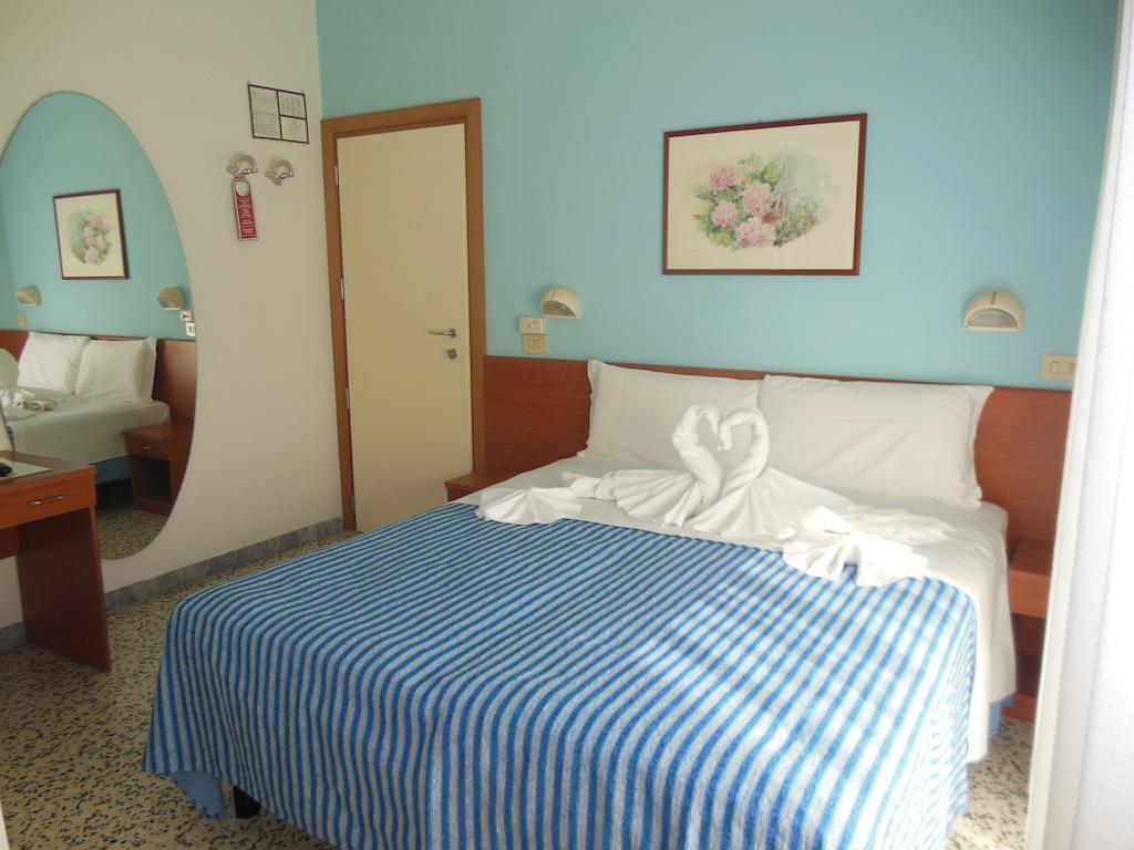 Hotel Edy Rimini Eksteriør bilde