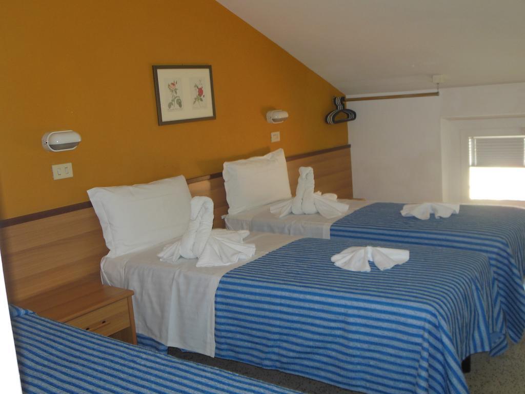 Hotel Edy Rimini Eksteriør bilde
