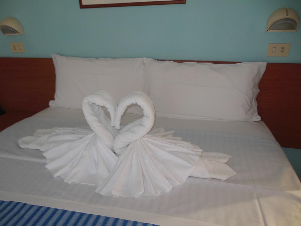 Hotel Edy Rimini Eksteriør bilde