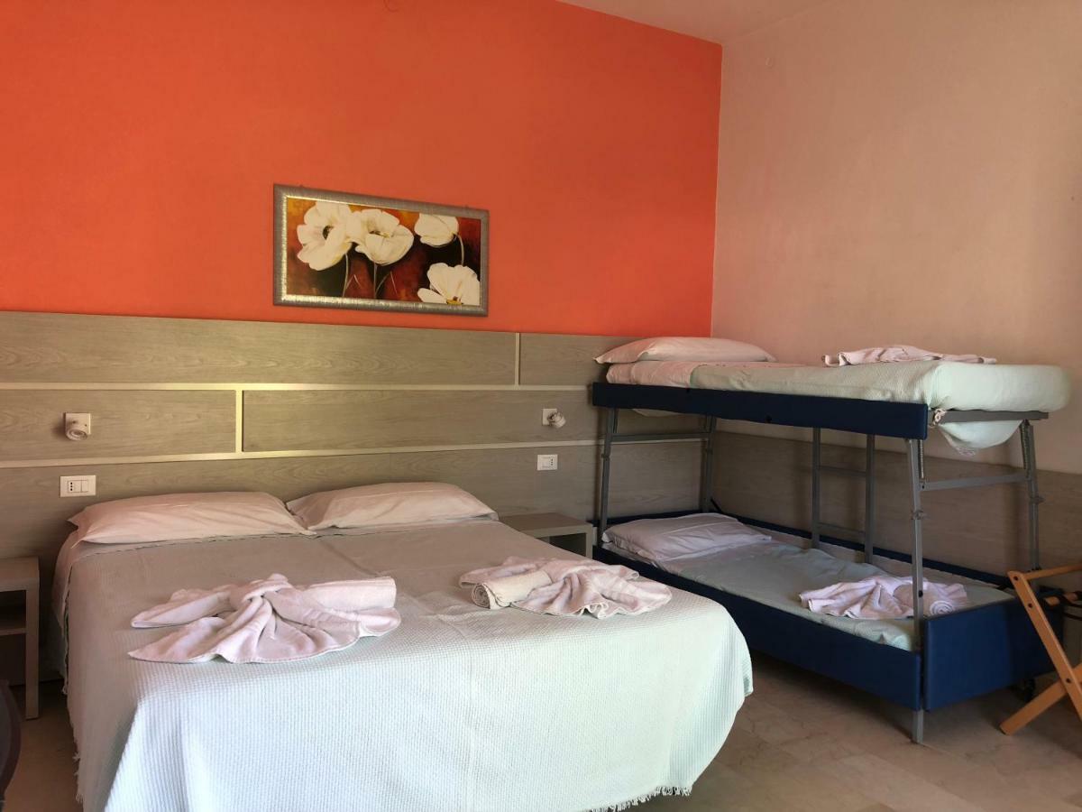 Hotel Edy Rimini Eksteriør bilde