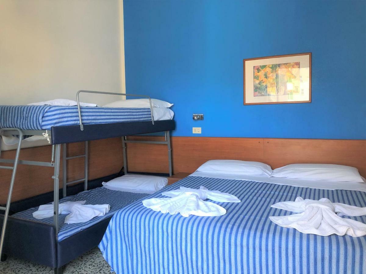 Hotel Edy Rimini Eksteriør bilde