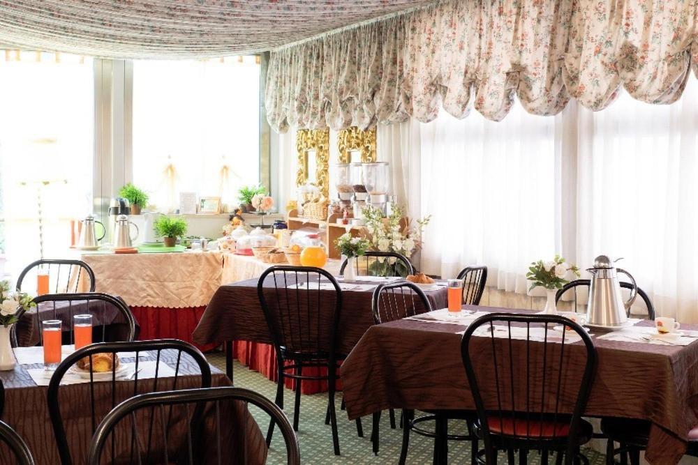 Hotel Edy Rimini Eksteriør bilde