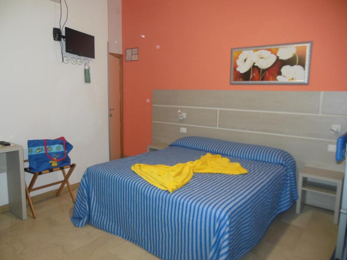 Hotel Edy Rimini Eksteriør bilde