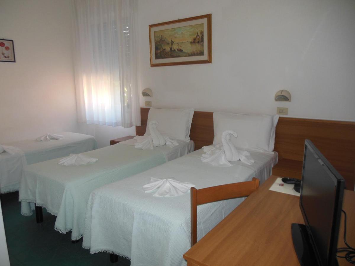 Hotel Edy Rimini Eksteriør bilde