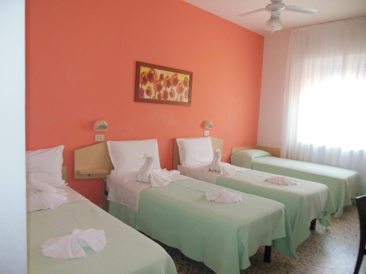 Hotel Edy Rimini Eksteriør bilde